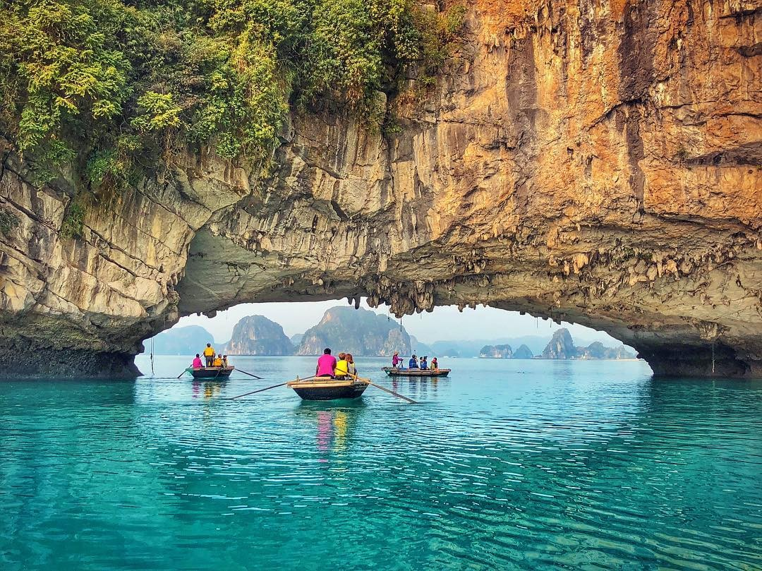Bai Tu Long Bay Tour: A Peaceful Alternative to Ha Long Bay