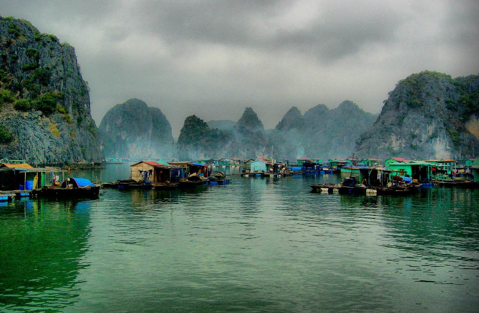 Ha Long Bay During the Rainy Season: What to Expect Before Your Cruise